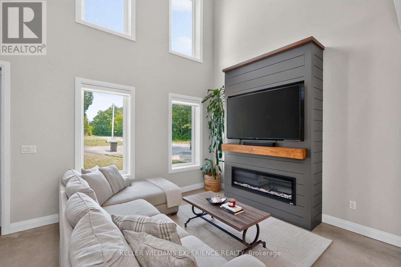 3134 Goldstein Road, Severn (West Shore), Ontario  L0K 2B0 - Photo 6 - S13683524