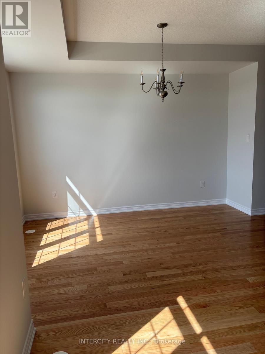 321 Inspire Boulevard, Brampton, Ontario  L6R 4E6 - Photo 13 - W13683510