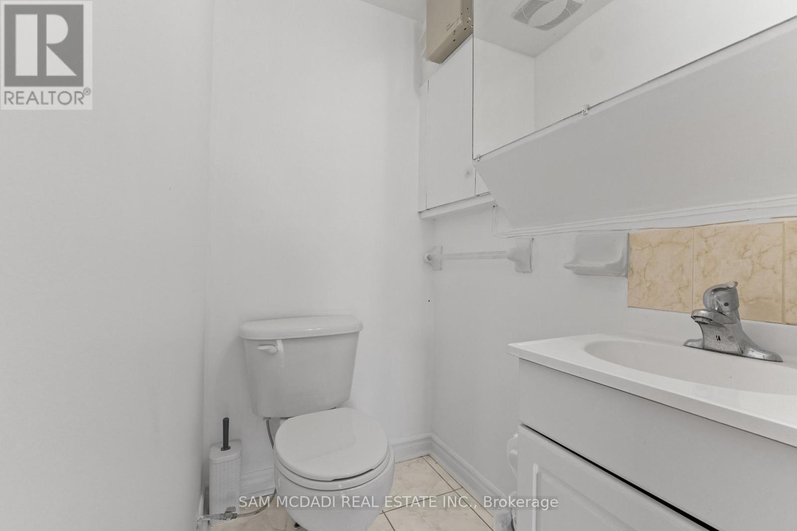 3 - 2922 Islington Avenue, Toronto, Ontario  M9L 2K4 - Photo 12 - W13683512
