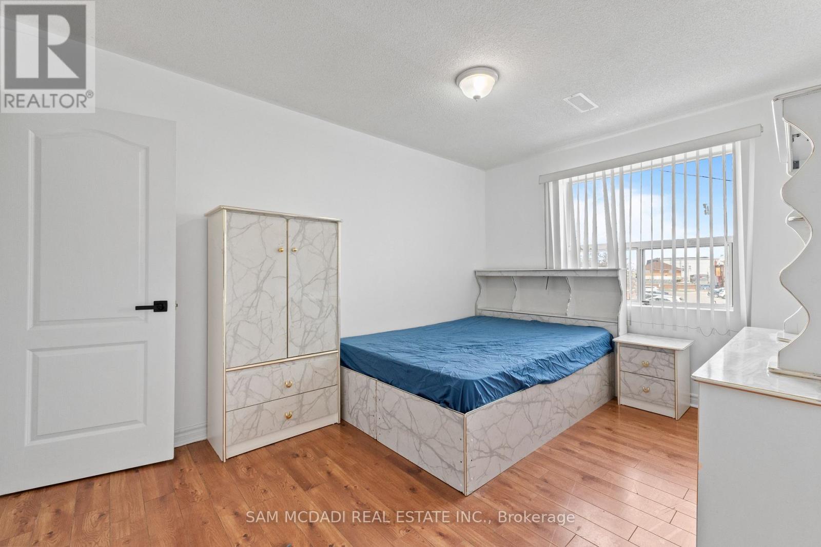 3 - 2922 Islington Avenue, Toronto, Ontario  M9L 2K4 - Photo 13 - W13683512
