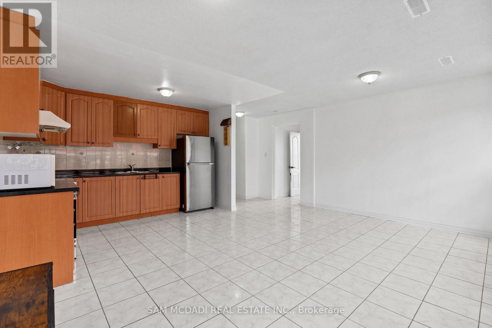 3 - 2922 Islington Avenue, Toronto, Ontario  M9L 2K4 - Photo 6 - W13683512