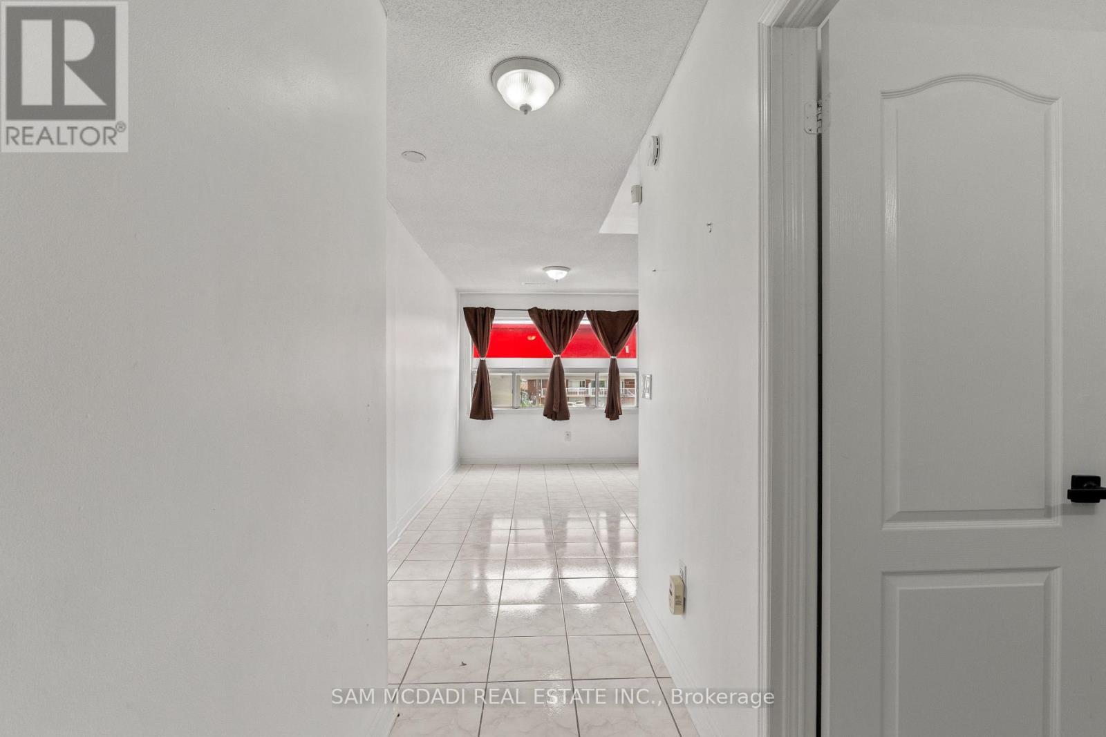 3 - 2922 Islington Avenue, Toronto, Ontario  M9L 2K4 - Photo 9 - W13683512