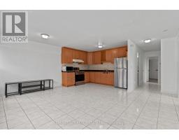 3 - 2922 ISLINGTON AVENUE, Toronto, Ontario