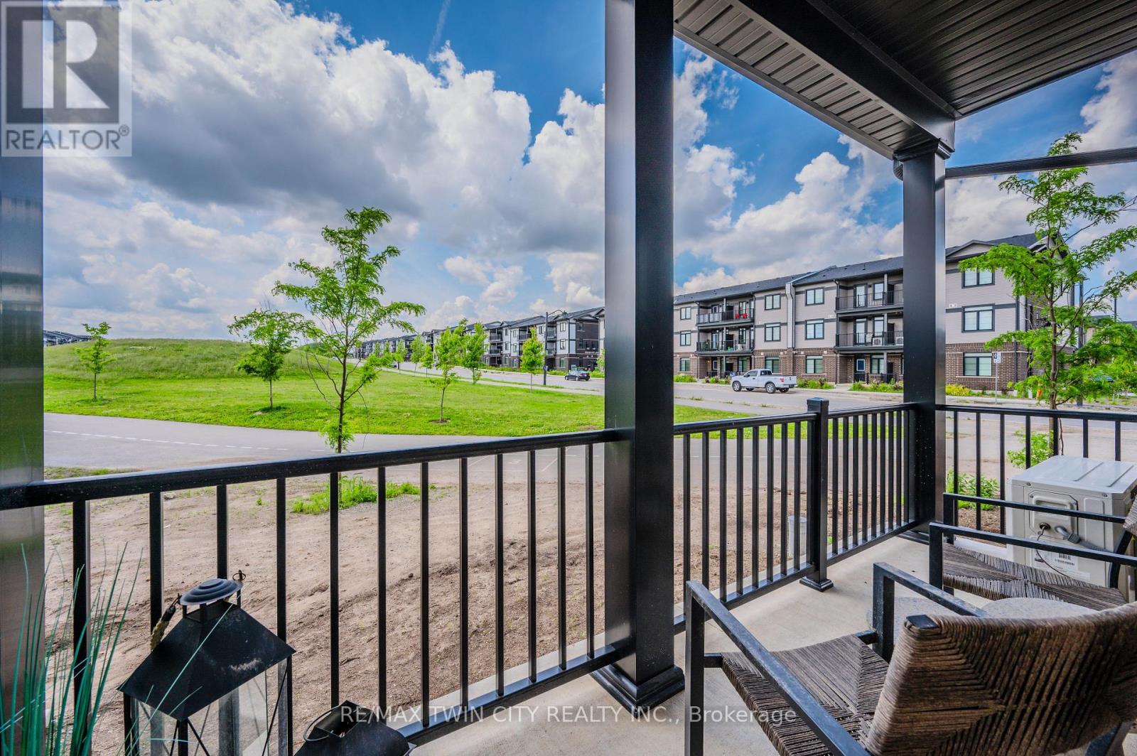 39 Lomond Lane, Kitchener, Ontario N2R 0T6 - Photo 31 - X13683468
