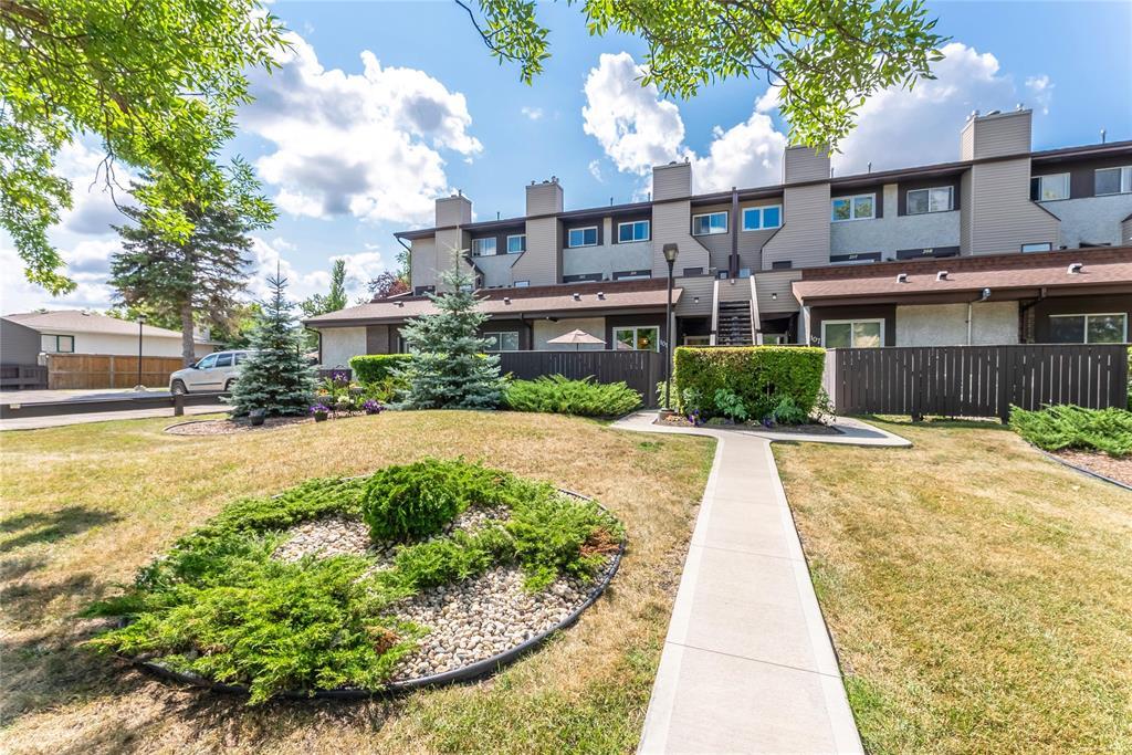 101 18 Consulate Road, Winnipeg, Manitoba  R2V 3L2 - Photo 0 - 202620386