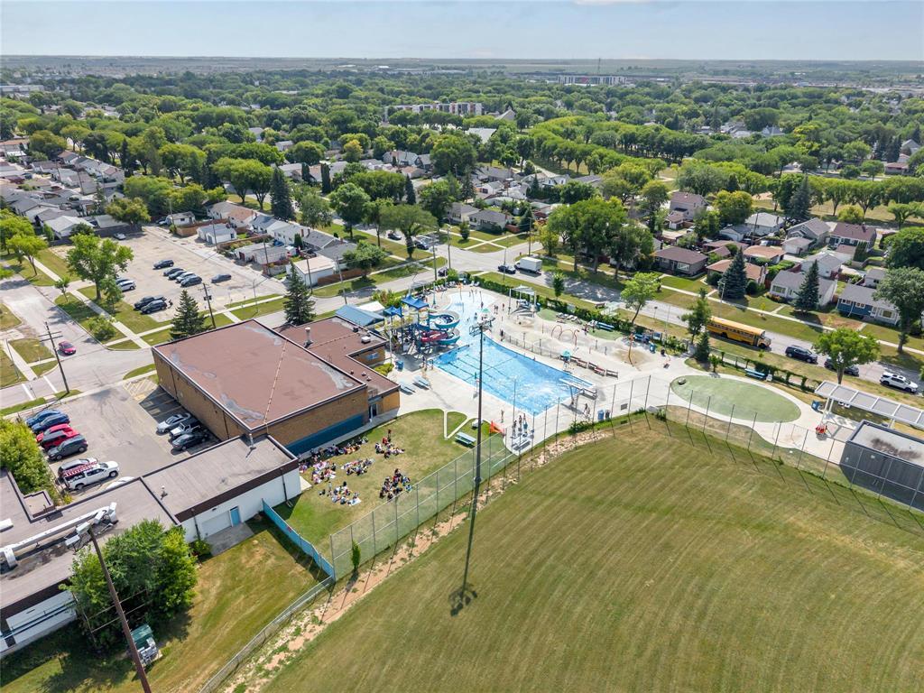 1601 Day Street, Winnipeg, Manitoba  R2C 1E7 - Photo 47 - 202620501