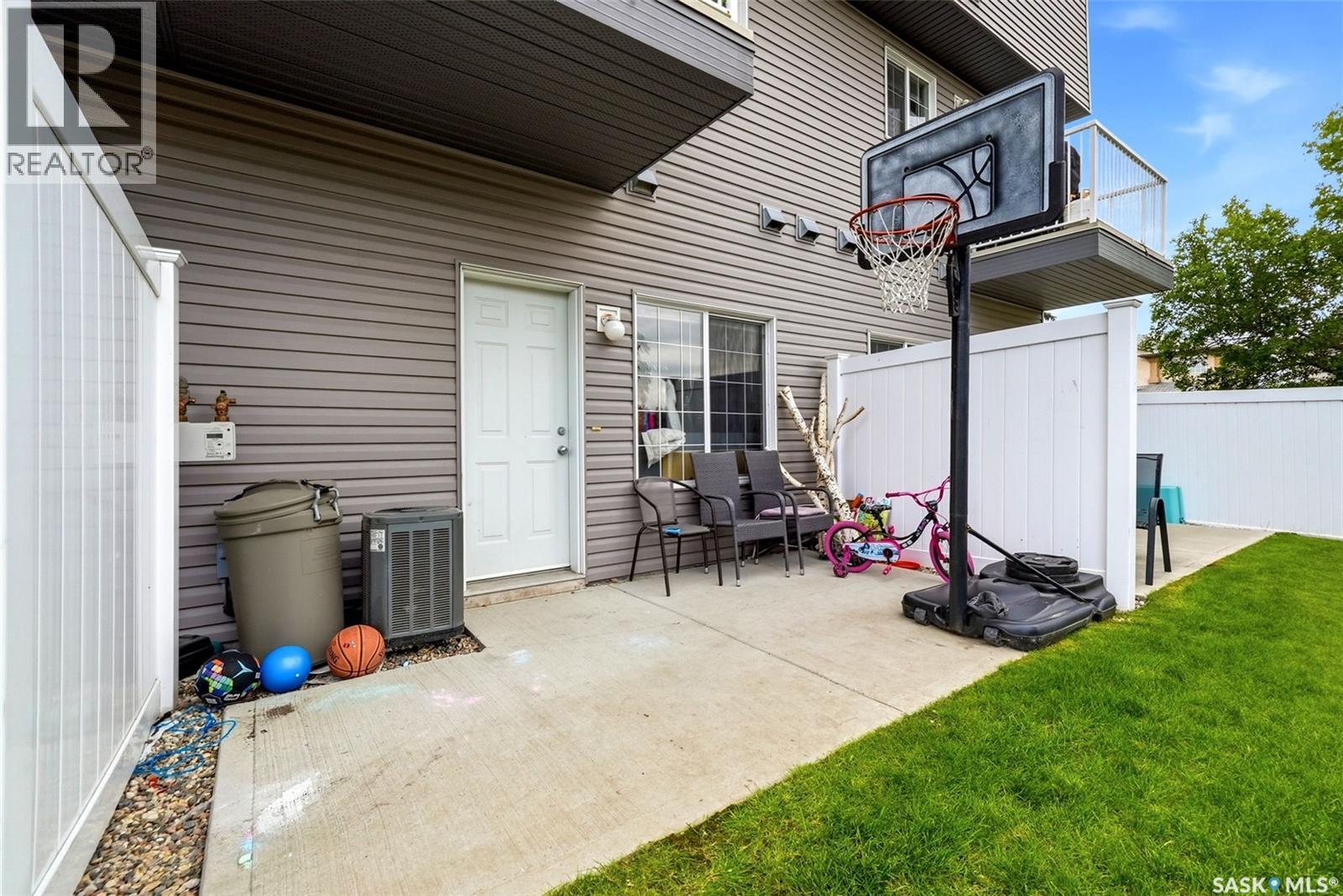 3754 Cormorant Drive E, Regina, Saskatchewan  S4N 7R8 - Photo 28 - SK045818