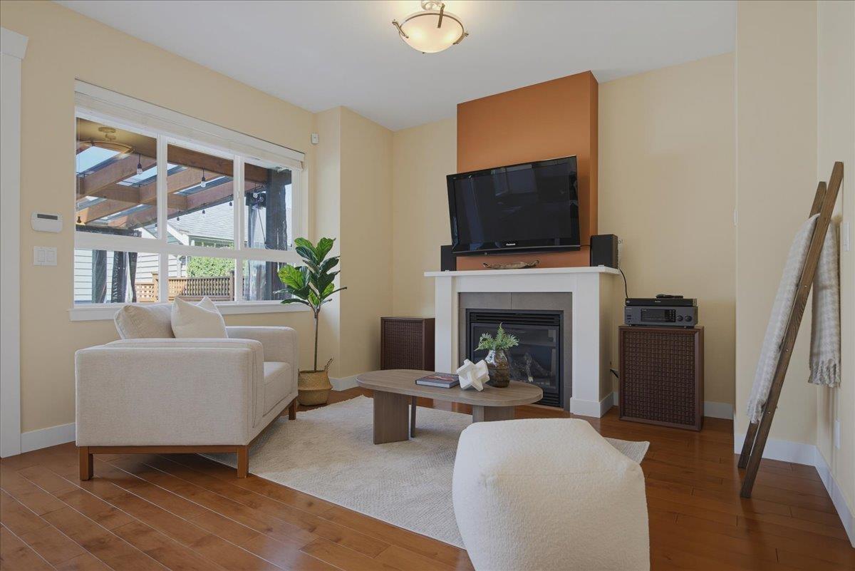 321 172a Street, Surrey, British Columbia  V3Z 9P7 - Photo 6 - R3156208