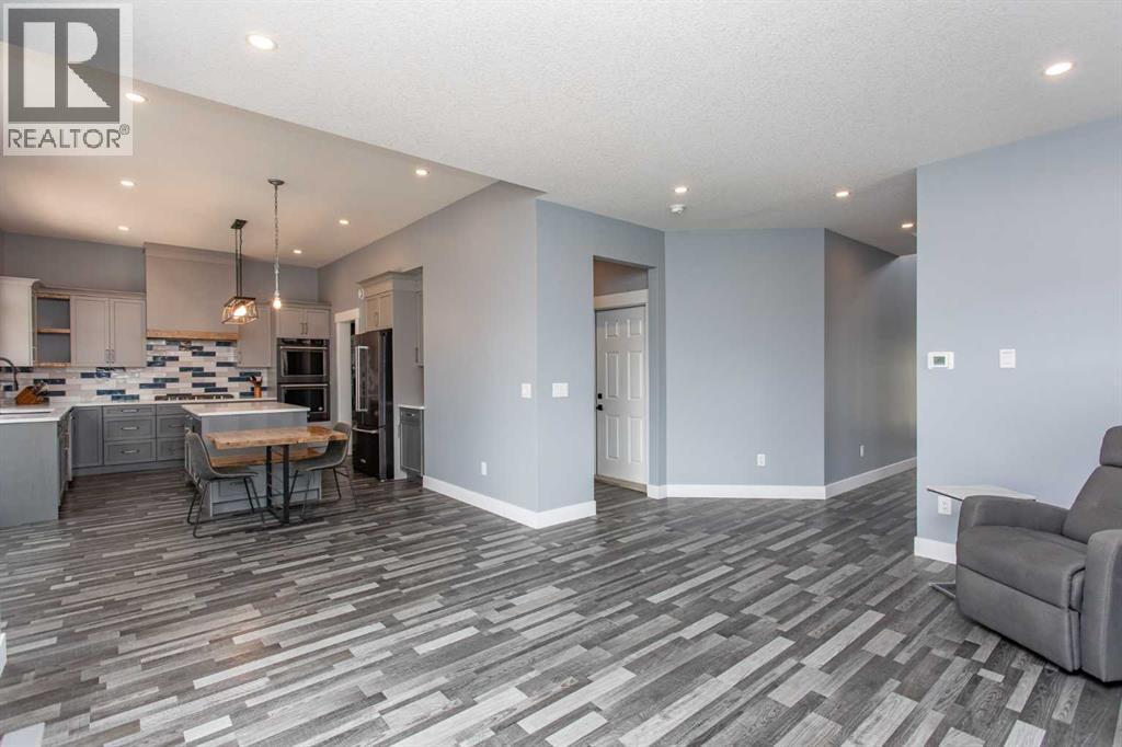10 Tagish Avenue, Red Deer, Alberta  T4P 0Y6 - Photo 7 - A2329549