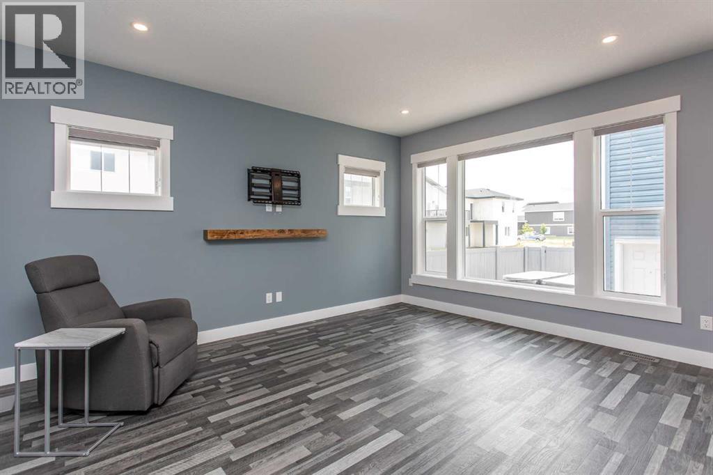 10 Tagish Avenue, Red Deer, Alberta  T4P 0Y6 - Photo 5 - A2329549