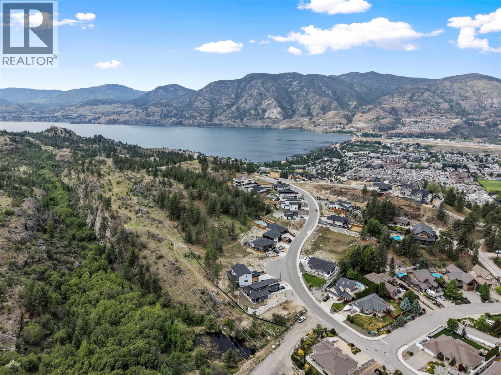 3224 Evergreen Drive, Penticton, British Columbia  V2A 0H9 - Photo 9 - 10388193