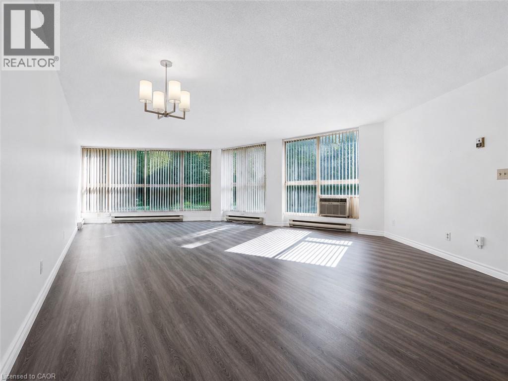 24 Marilyn Drive Unit# 101, Guelph, Ontario  N1H 8E9 - Photo 2 - 40809219