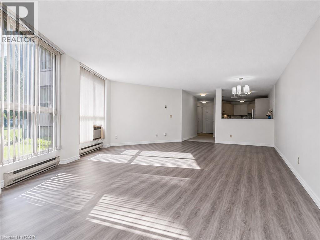 24 Marilyn Drive Unit# 101, Guelph, Ontario  N1H 8E9 - Photo 3 - 40809219
