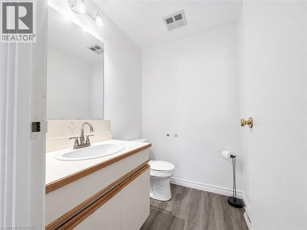 24 Marilyn Drive Unit# 101, Guelph, Ontario  N1H 8E9 - Photo 13 - 40809219