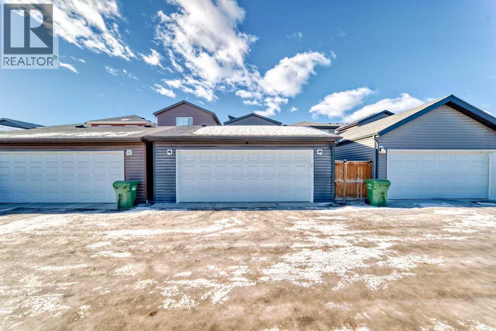 108 Wolf Creek Manor SE, Calgary, Alberta  T2X 4A1 - Photo 21 - A2313940
