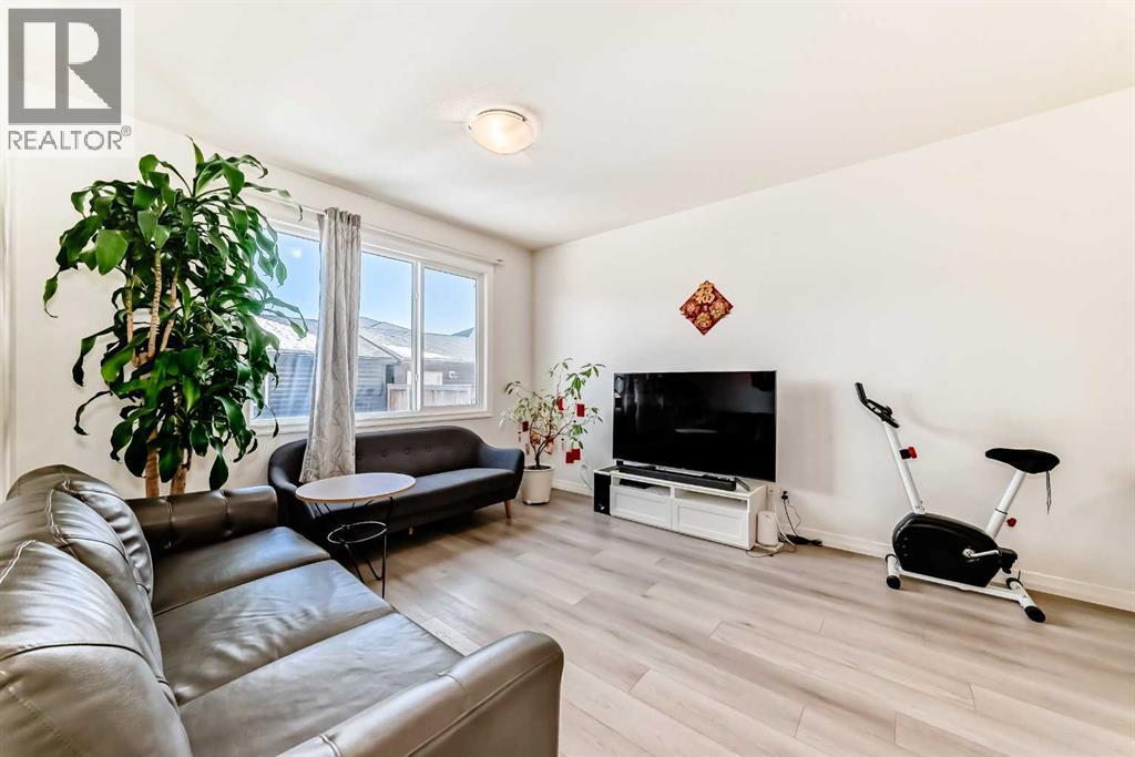 108 Wolf Creek Manor SE, Calgary, Alberta  T2X 4A1 - Photo 4 - A2313940