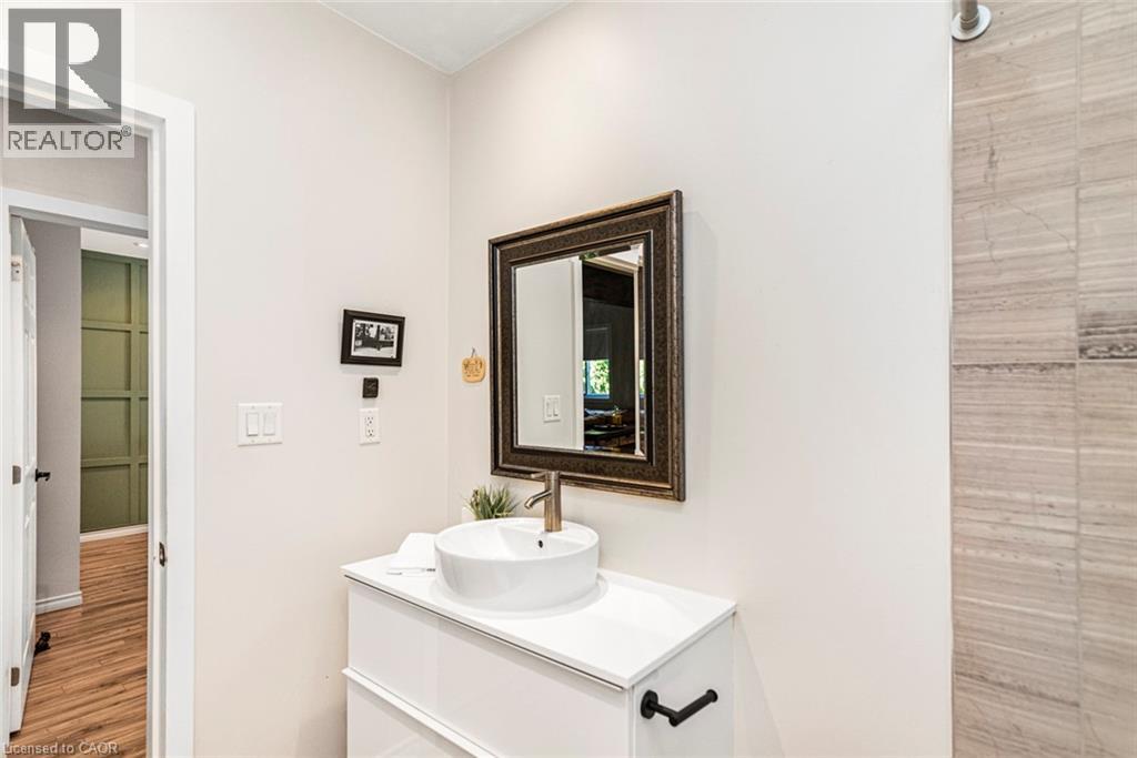 134 Erie Avenue, Hamilton, Ontario  L8N 2W8 - Photo 29 - 40846735