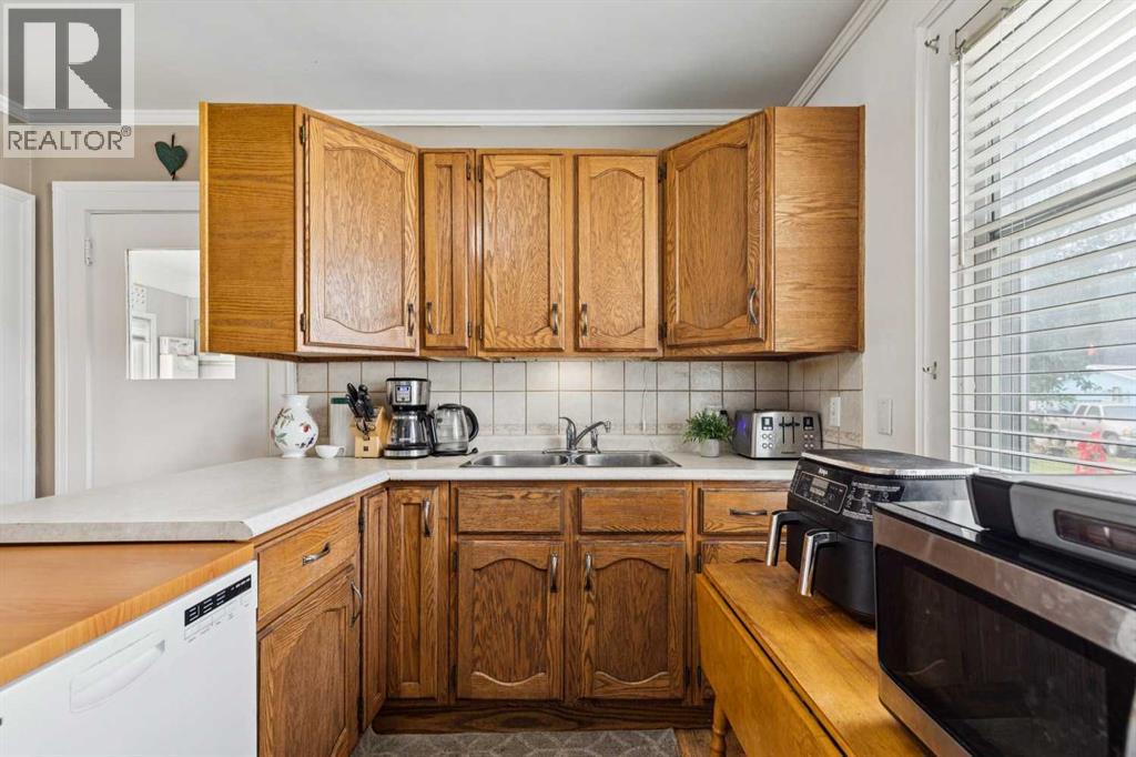 2209 22 Street, Nanton, Alberta  T0L 1R0 - Photo 22 - A2332040