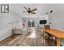 3135 Walnut Street Unit# 5, Kelowna, British Columbia  V1W 3T6 - Photo 5 - 10396084