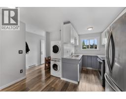 3135 Walnut Street Unit# 5, Kelowna, British Columbia  V1W 3T6 - Photo 4 - 10396084