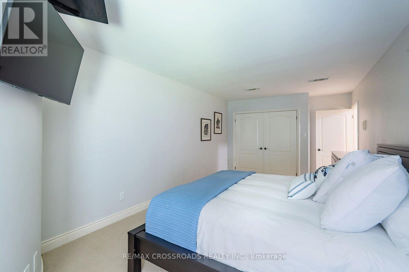 127 Taylorwood Court, Oshawa, Ontario  L1G 7V7 - Photo 26 - E13683284