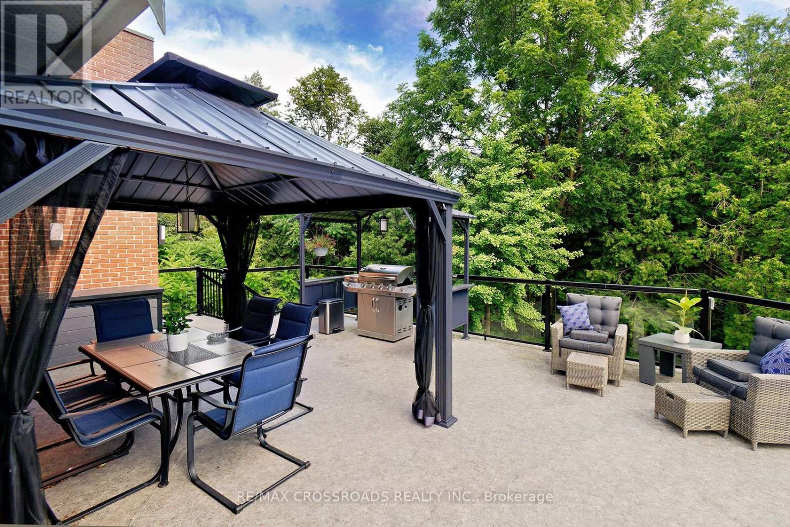 127 Taylorwood Court, Oshawa, Ontario  L1G 7V7 - Photo 44 - E13683284