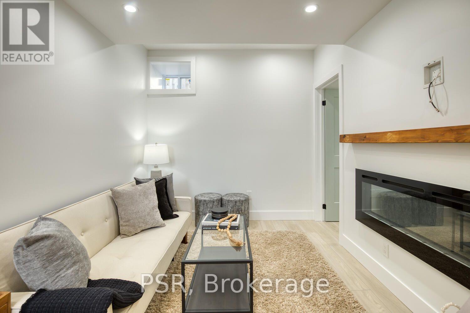C - 51 Dupont Street E, Waterloo, Ontario  N2J 2G8 - Photo 5 - X13683422