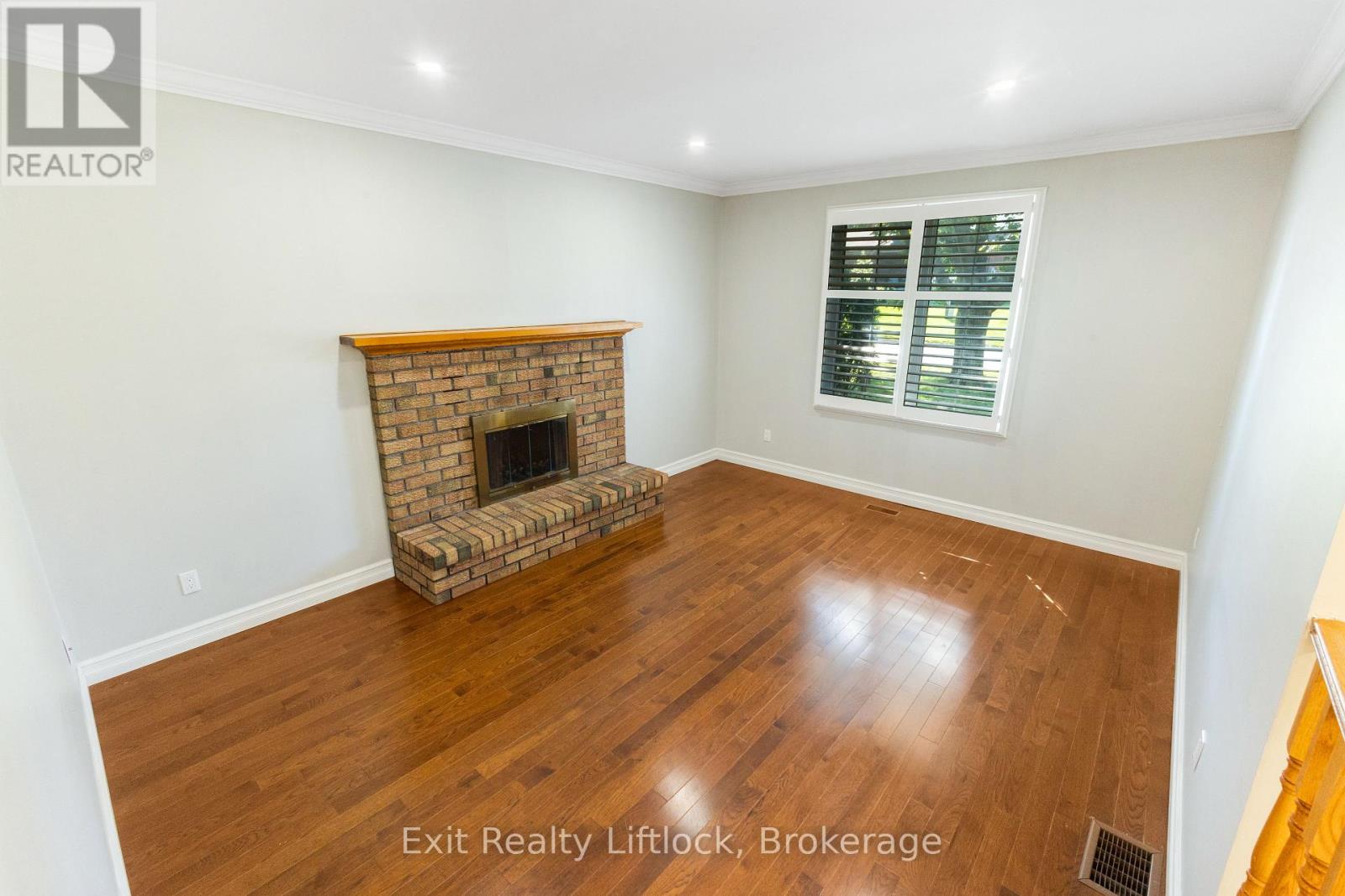 958 Smithside Court, Peterborough, Ontario  K9J 8E2 - Photo 15 - X13683686