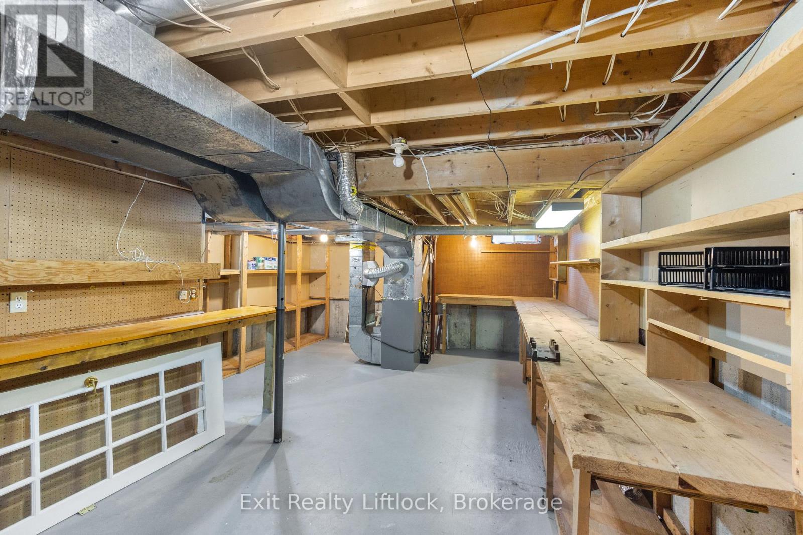 958 Smithside Court, Peterborough, Ontario  K9J 8E2 - Photo 35 - X13683686