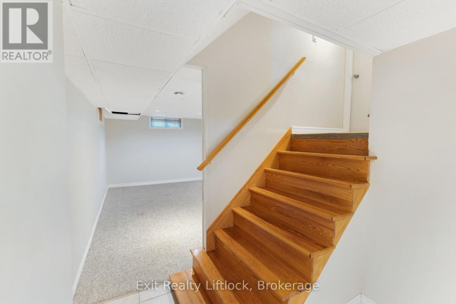 958 Smithside Court, Peterborough, Ontario  K9J 8E2 - Photo 39 - X13683686