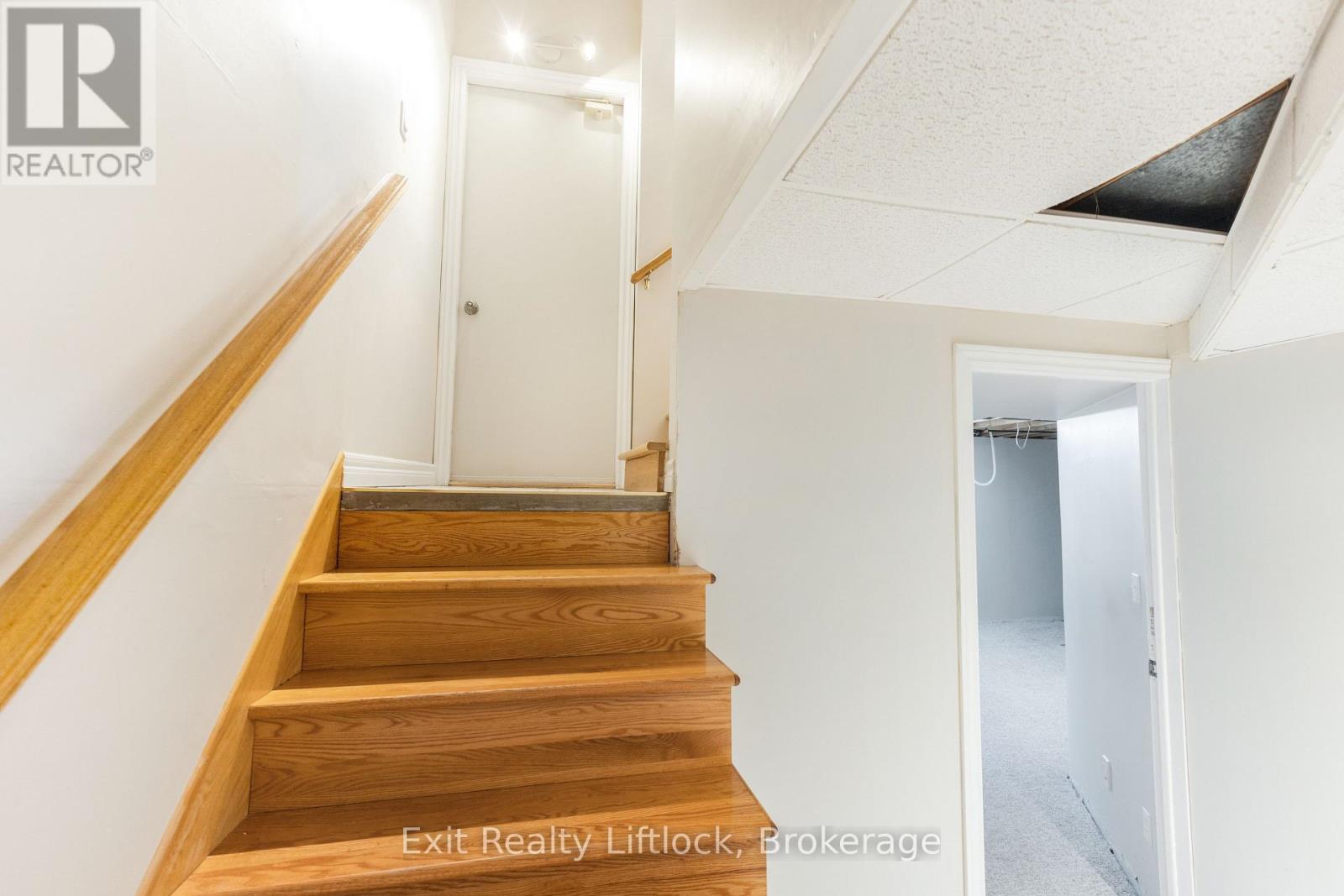 958 Smithside Court, Peterborough, Ontario  K9J 8E2 - Photo 43 - X13683686