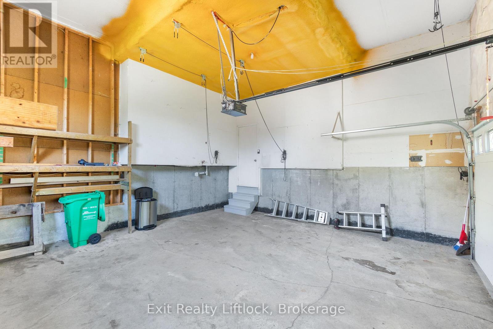 958 Smithside Court, Peterborough, Ontario  K9J 8E2 - Photo 45 - X13683686
