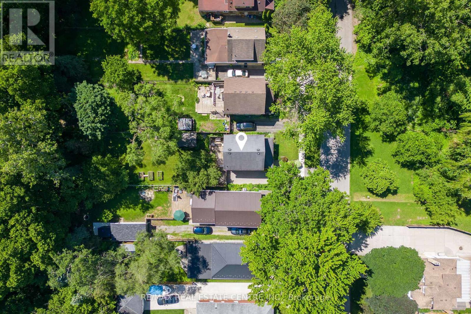 18 Mcalpine Avenue, London South, Ontario  N6J 2T4 - Photo 4 - X13683632