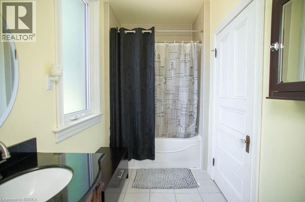 162 Grand River Street N, Paris, Ontario  N3L 2M6 - Photo 17 - 40846163