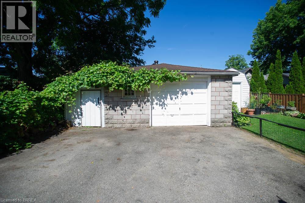 162 Grand River Street N, Paris, Ontario  N3L 2M6 - Photo 39 - 40846163