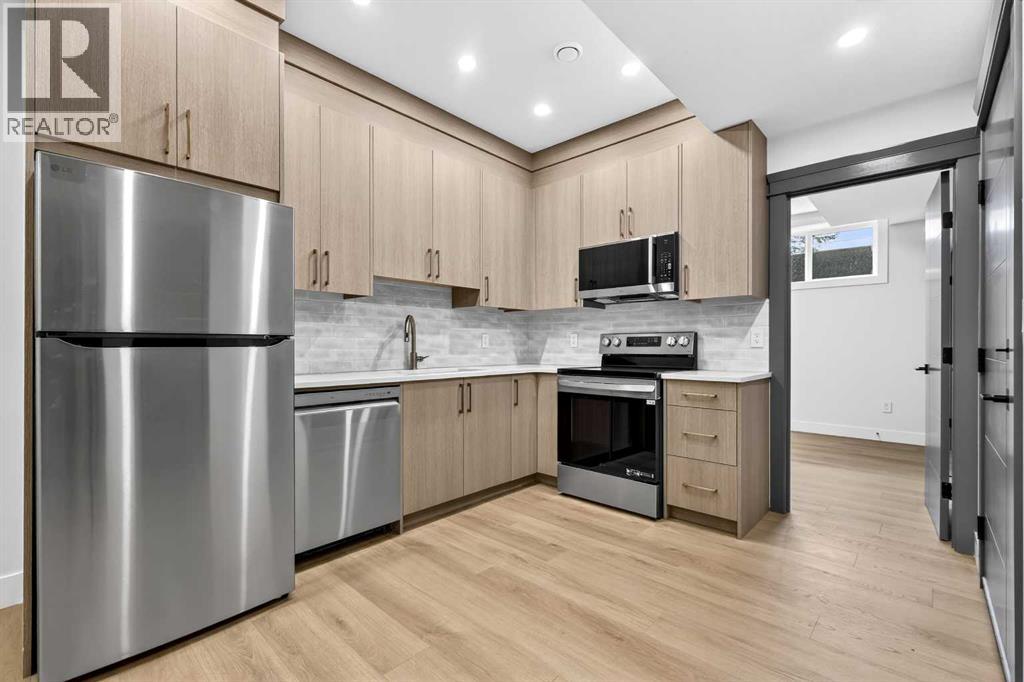 8519 48 Avenue Nw, Calgary, Alberta  T3B 2B1 - Photo 40 - A2314392