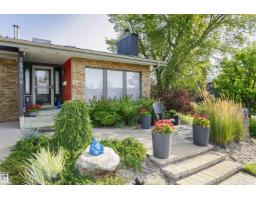 15104 42 AV NW, Edmonton