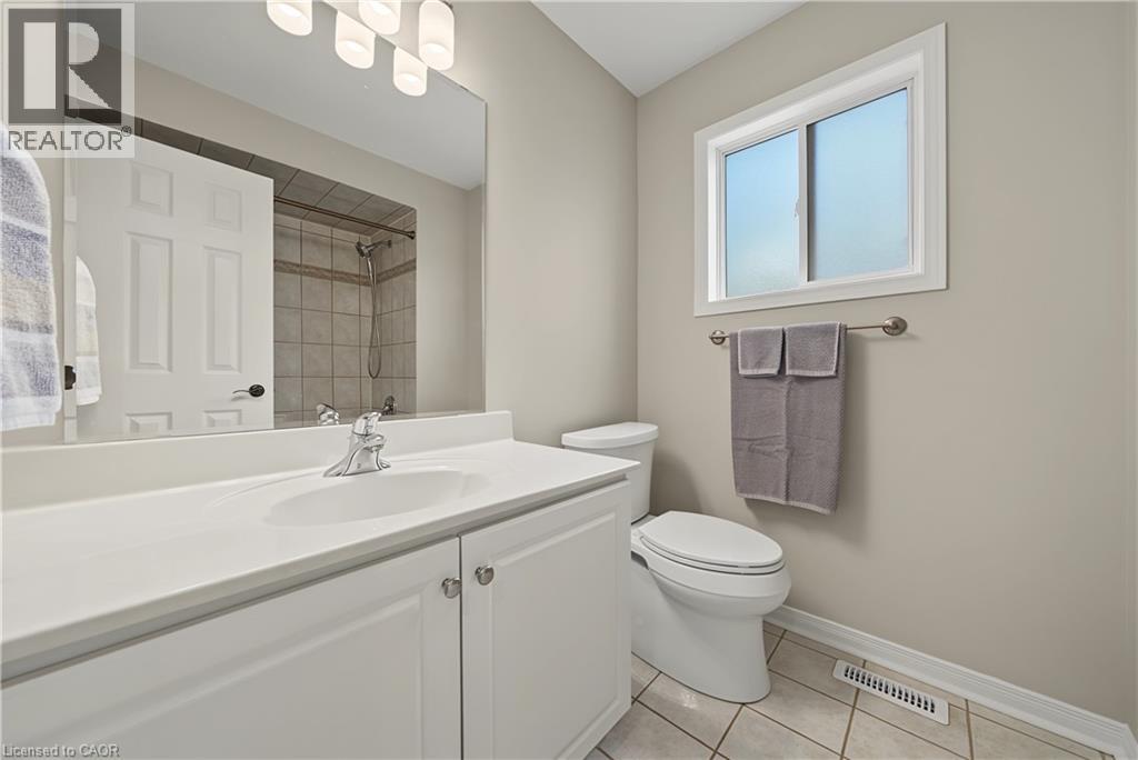 562 Delphine Drive, Burlington, Ontario  L7L 6X1 - Photo 17 - 40853937