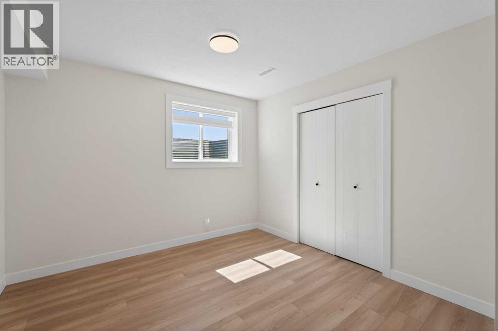 42 Sunvista Crescent Se, Calgary, Alberta  T2X 3G2 - Photo 38 - A2335567