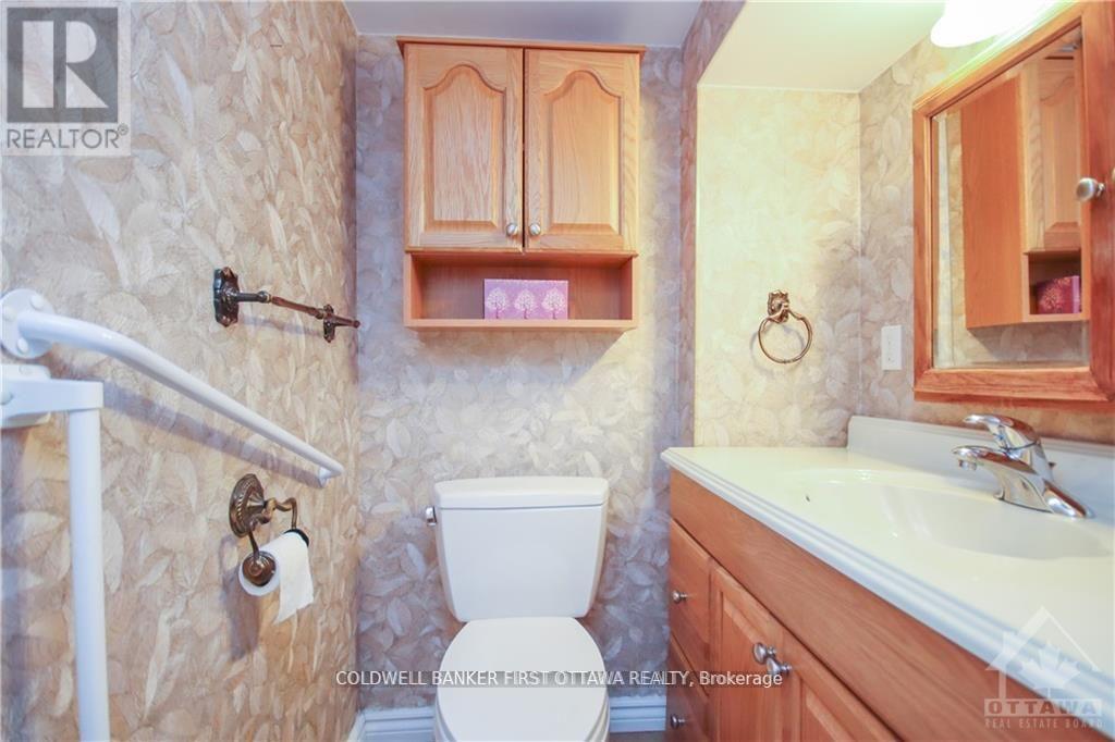 74 HILLIARD AVENUE