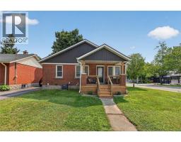 272 WELLINGTON Street N, Woodstock, Ontario