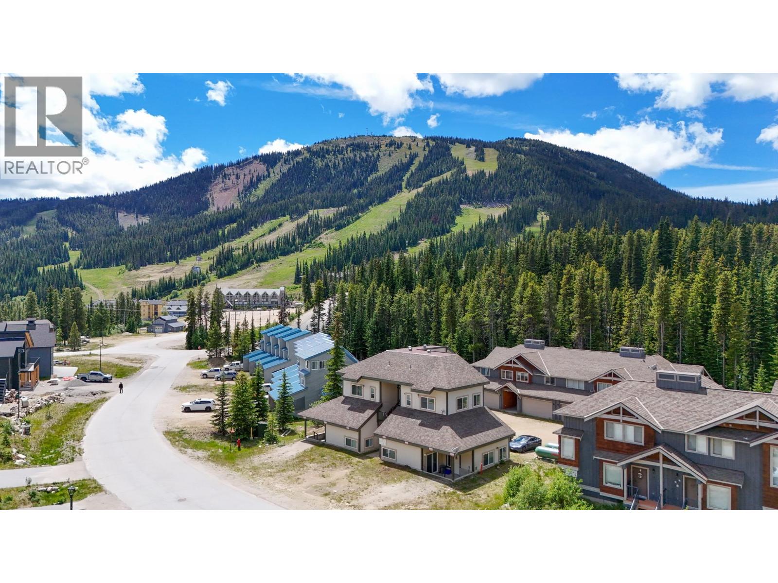 156 Clearview Crescent Unit# 101, Apex Mountain, British Columbia