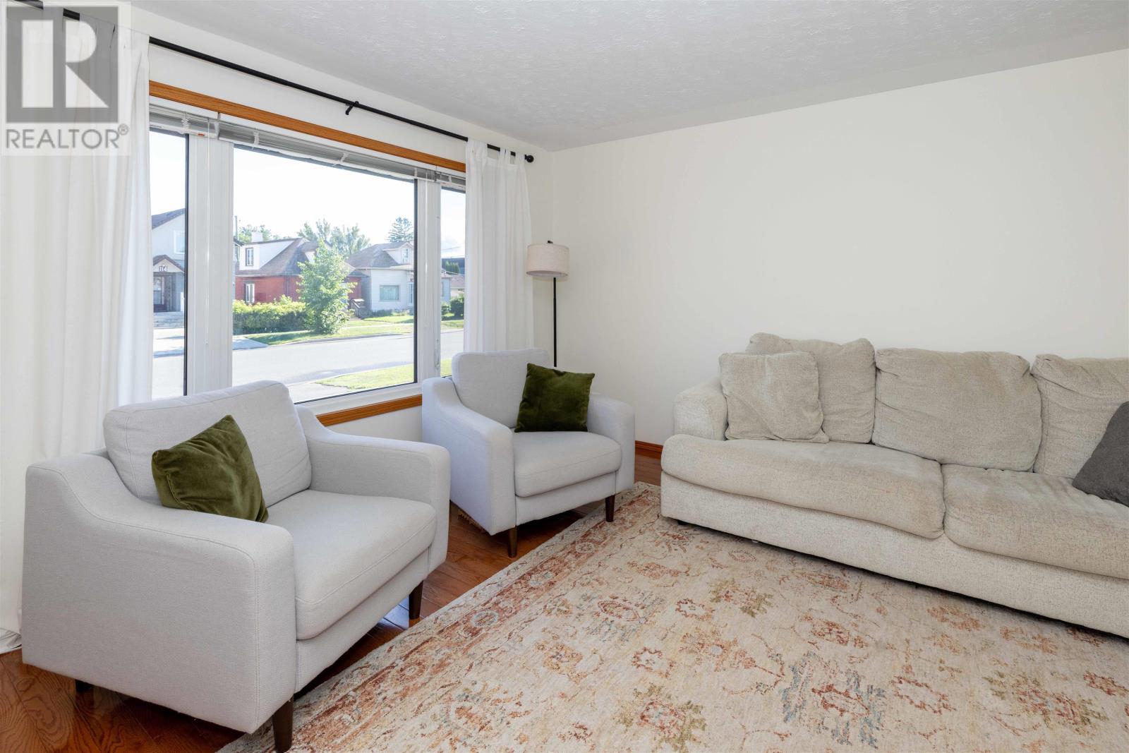115 Mary St E, Thunder Bay, Ontario  P7E 4J6 - Photo 3 - TB2602393