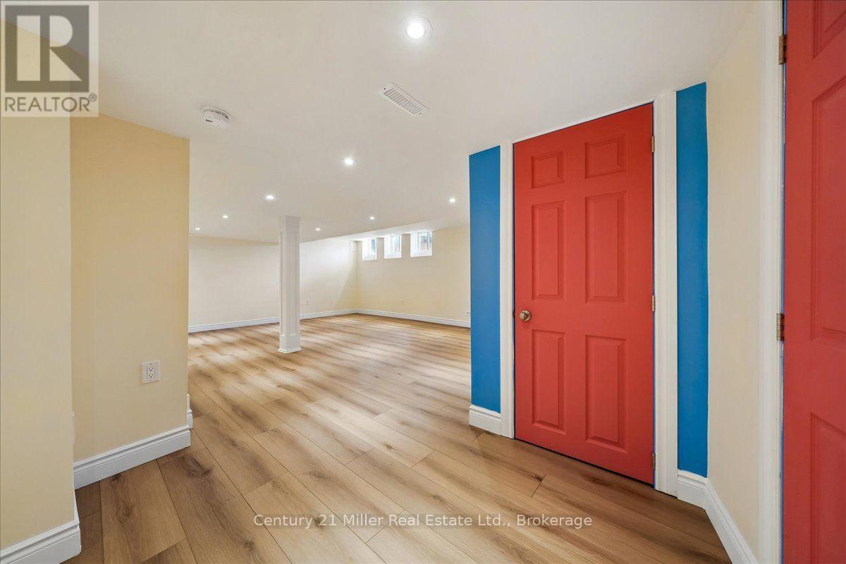 2350 Valleyridge Drive, Oakville, Ontario  L6M 5C1 - Photo 22 - W13683646