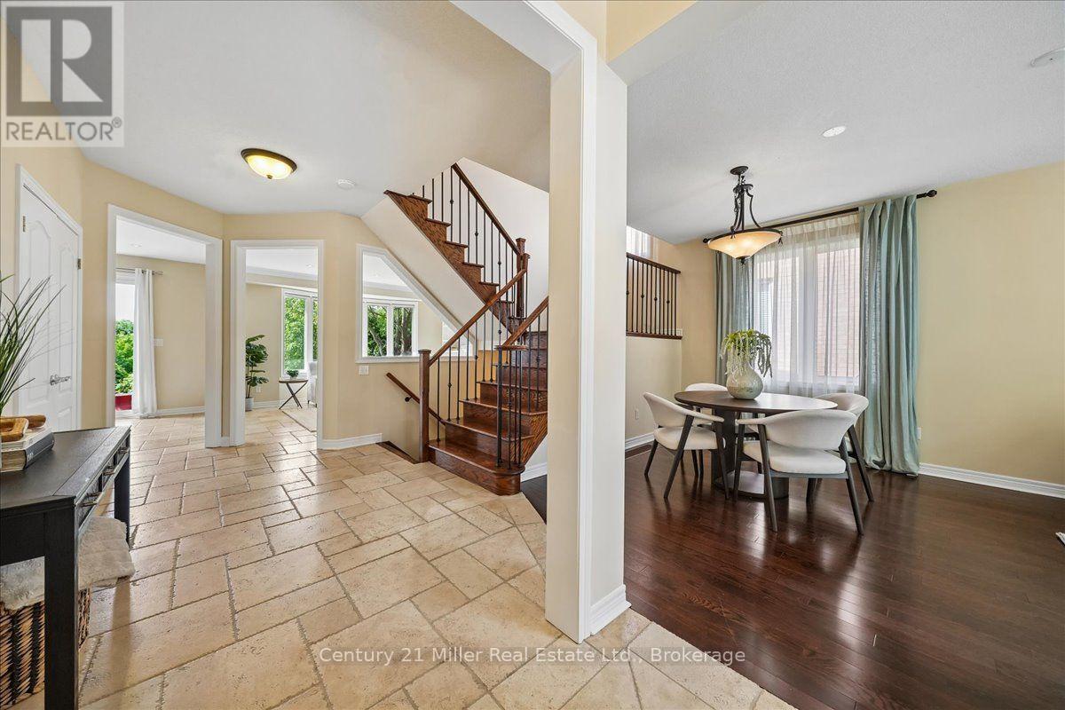2350 Valleyridge Drive, Oakville, Ontario  L6M 5C1 - Photo 4 - W13683646