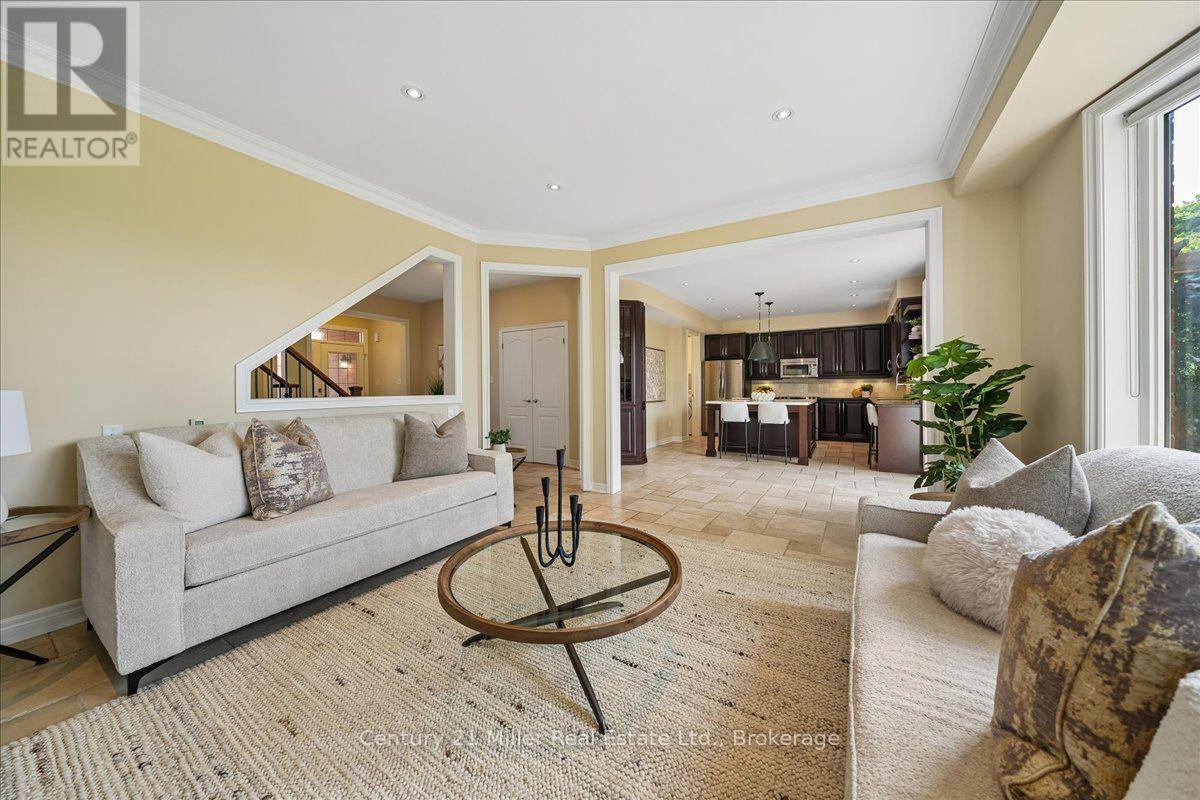 2350 Valleyridge Drive, Oakville, Ontario  L6M 5C1 - Photo 9 - W13683646