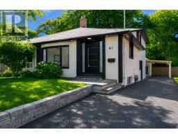 61 SUNDIAL CRESCENT, Toronto, Ontario