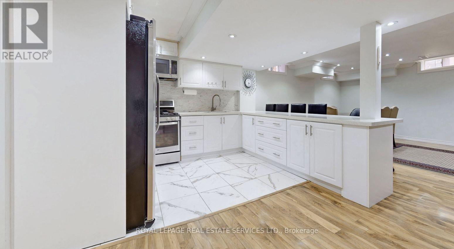 45 Mapleton Mills Drive S, King (Schomberg), Ontario  L0G 1T0 - Photo 32 - N13683148