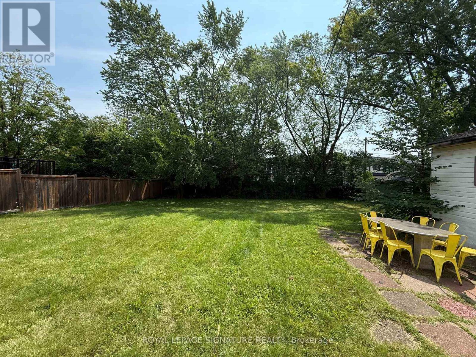 1350 Rebecca Street, Oakville, Ontario  L6L 1Z4 - Photo 4 - W13671254