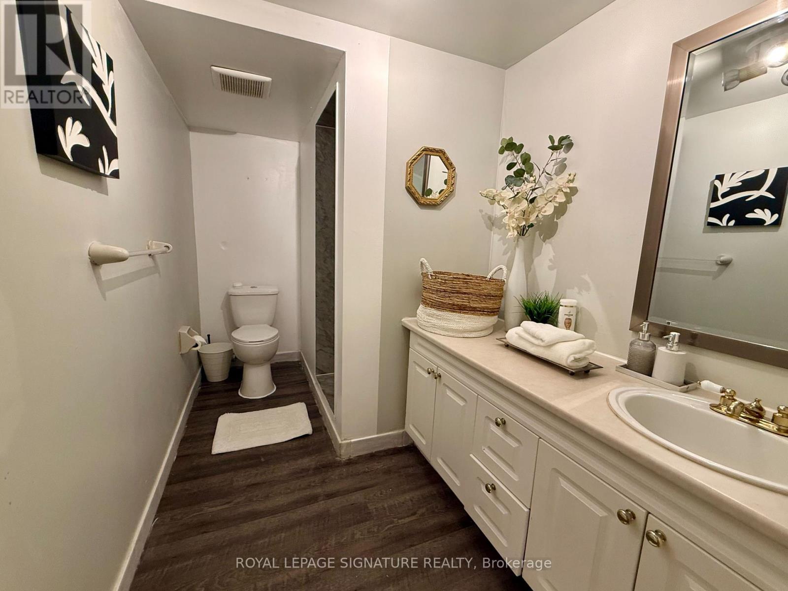 1350 Rebecca Street, Oakville, Ontario  L6L 1Z4 - Photo 22 - W13671254